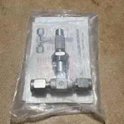 NUPRO SWAGELOK S SERIES FINE METERING VALVE FLOW CONTROL TUBE FITTING 1/8
