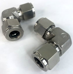 (2 EA.) SWAGELOK  SS-810-9  - 1/2