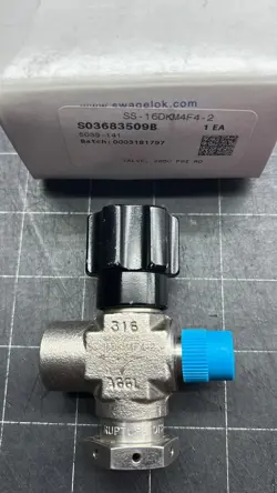 1 NEW VALVE SWAGELOK SS-16DKM4F4-2 INTEGRAL BONNET NON-ROTATING STEM VALVE