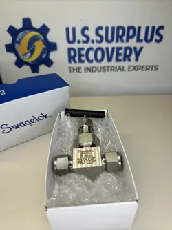 NEW SWAGELOK SEVER SERVICE NEEDLE VALVE 1/2SS-6NBS8-G  GRAFOIL PACKING