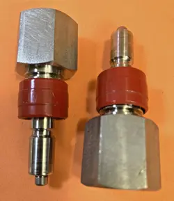 SS QC6-D-6PF SWAGELOK SST STEM WITH VALVE (DESO), 3/8