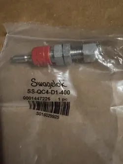SS-QC4-D1-400  SWAGELOK  QUICK CONNECTOR