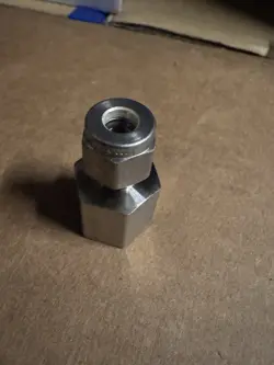 FEMALE CONNECTOR