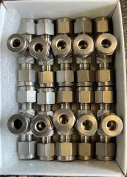 TEE. 10PK