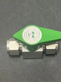 TURN INSTRUMENT PLUG
