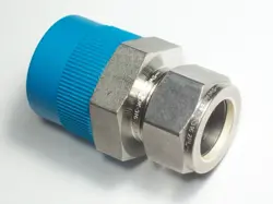 1 - SWAGELOK STAINLESS STEEL CONNECTOR, 3/4