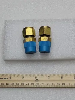 TUBING ADAPTER B-800-1-8