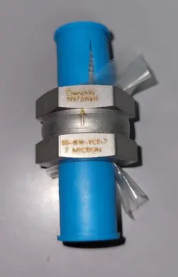 B561