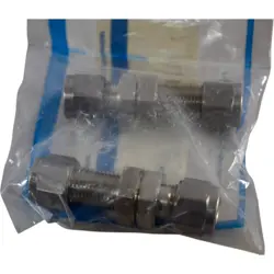 SS-8M0-61 BULKHEAD UNION