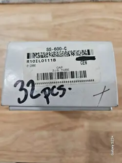 BRAND-NEW STANLESS STEEL SWAGELOK SS-600-C CAP 3/8