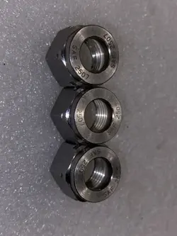 3 SWAGELOK 3/8 NUTS 2507-602-1 SUPER DUPLEX SAF 2507 ALLOY MEDIUM HIGH PRESSURE