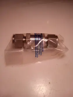1/2 SWAGELOK STAINLESS STEEL CHECK VALVE