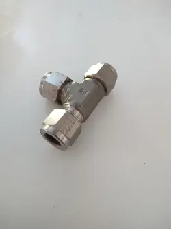 SWAGELOK STAINLESS STEEL