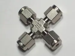 1- SWAGELOK STAINLESS STEEL UNION CROSS, 1/8