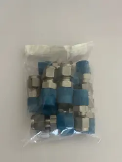 (12) SWAGELOK  SS-400-1-4 STAINLESS TUBING FITTINGS - NEW - 
