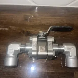 CF3M BALL VALVE