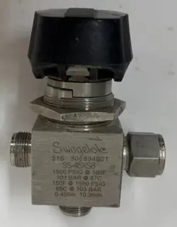 VALVE SS-45XS8 CONNECTION