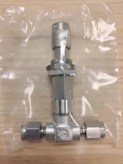 NUPRO GAS METERING VALVE, SWAGELOK 1/4