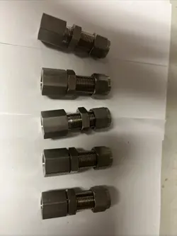 5- SWAGELOK 3/8 BULKHEAD FITTINGS 