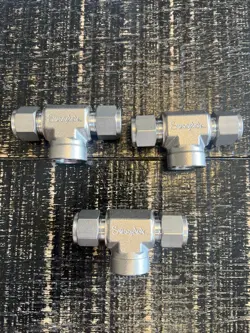 SWAGELOK SS-810-3-8TTF FEMALE BRANCH TEE 1/2