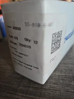 SWAGELOK SS-810-6-4BT STAINLESS STEEL SWAGELOK TUBE FITTING FNSP