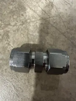 - SWAGELOK 2507-810-6, SUPER DUPLEX UNION, 1/2