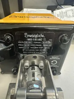SWAGELOK MS-141AC