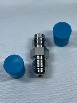 SWAGELOK SS-4-VCR-6-DM 1/4 IN MALE VCR FACE SEAL FITTING.