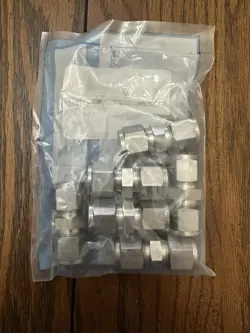 SWAGELOK TUBE FITTING, UNION, 1/2 IN. TUBE OD (SS-810-6) LOT OF 6PCS