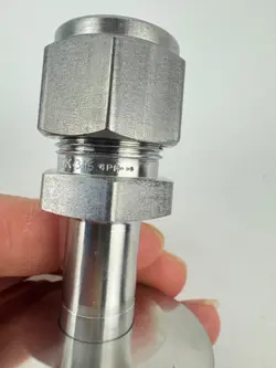 J. LESKER ADAPTER