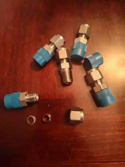 5-SWAGELOK STAINLESS STEEL CONNECTOR FITTING, 1/4