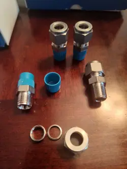 4- SWAGELOK STAINLESS STEEL FITTING, 3/8