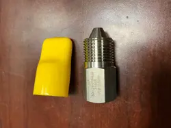 HIP 30-21NFBHM6 MALE TO FEMALE  ADAPTER ——-  SWAGELOK ----------------- NOS OEM