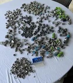 LARGE LOT 316 STAINLESS STEEL COMPRESSION FITTINGS PARKER SWAGELOK CAJON+  34LBS