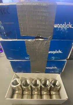 1/2 FEMALE TEE SWAGELOK