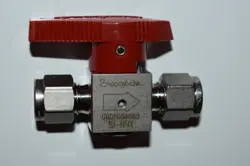 SWAGELOK SS-4P4V VALVE