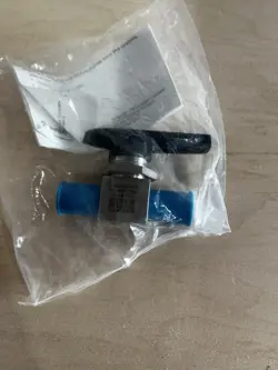 SWAGELOK SS-43GVCR4 SS43GVCRR BALL VALVE