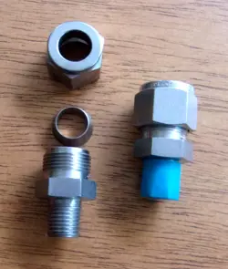 LOT 2 SWAGELOK SS-810-1-4 CONNECTOR FITTING 1/2