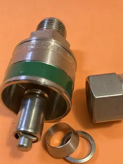 SWAGELOK SST QUICK