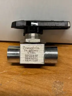USED - LOT OF SWAGELOK SS-43GF4 VALVES 316 STAINLESS STEEL (10PACK)