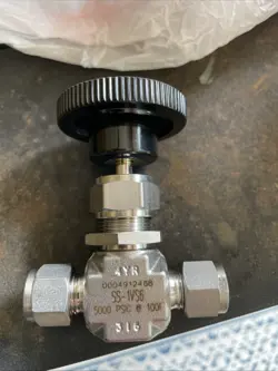 TUBE VALVE NEW
