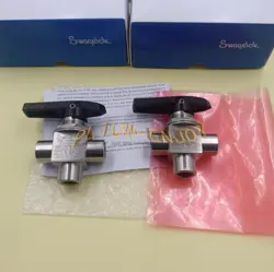 1PCS NEW SWAGELOK SS-44XF6 THREE-WAY VALVE