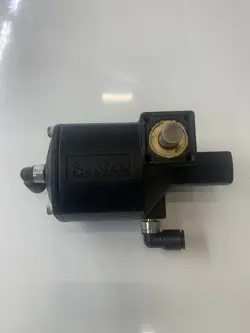 SWAGELOK PNEUMATIC DOUBLE ACTING ACTUATOR MODEL 133 DA