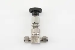 METERING VALVE 31 SERIES, SWAGELOK/WHITEY, 316SS, 5000PSI, SS-31RS4