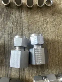 SS SWAGELOK FITTINGS