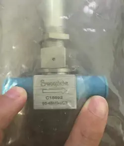 1PCS SWAGELOK SS-4BMG-VCR VALVE NEW