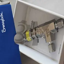 1PC NEW SWAGELOK SS-RL3S4 LOW PRESSURE VALVE