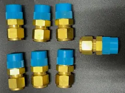 X7 - SWAGELOK BRASS CONNECTOR FITTING, 1/2