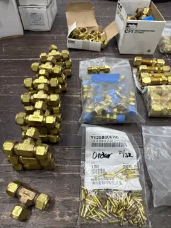 MISC BRASS PARKER AND SWAGELOK FITTINGS