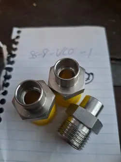 LOT OF 3 SWAGELOK SS-8-VCO-1 STAINLESS STEEL VCO O-RING FACE SEAL FITTING